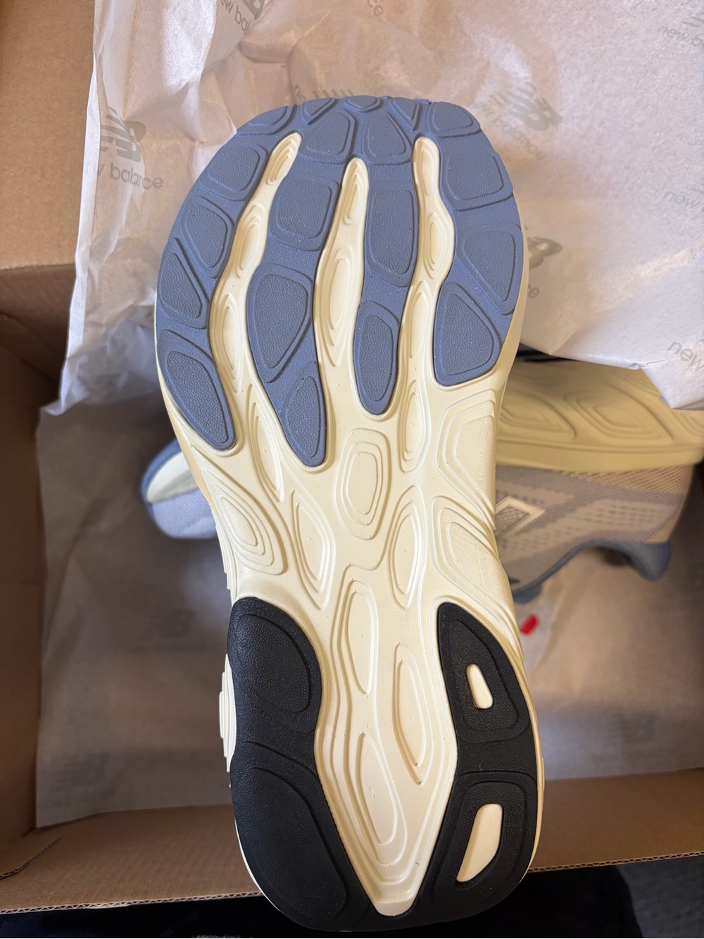 New Balance Fresh Foam Sneakers - Picture 4 of 5